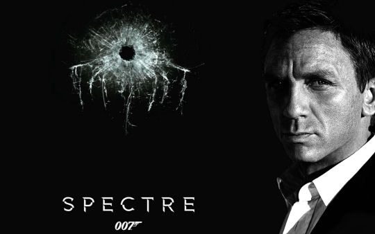 Daniel Craig odmítnul ve Spectre používat Android, protože „James Bond používá jen to nejlepší“