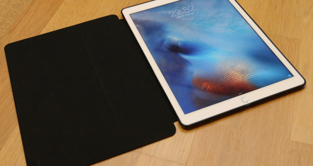 Zakoupení oboustranného obalu pro iPad Pro z Amazonu