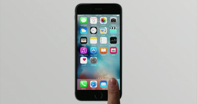 Apple začal spamovat majitele starších iPhonů s reklamami na iPhone 6s
