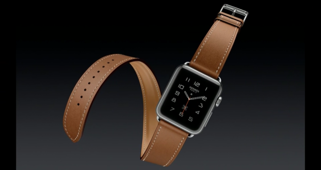 Apple Watch dostanou nové řemínky v březnu, nový hardware v září