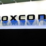 Foxconn prý otálí s podepsáním smlouvy o nákupu Sharpu