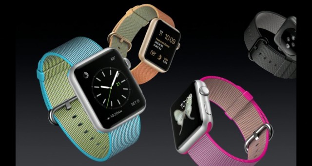 Apple Watch dostaly nové řemínky a zlevnily