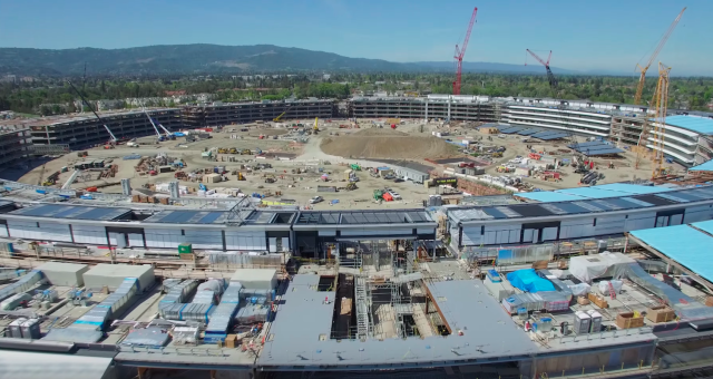 VIDEO: Jak pokračuje stavba Apple Campus 2