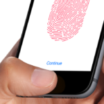 Mac se nejspíše v blízké budoucnosti bude moci otevírat pomocí touch ID skrze váš iPhone