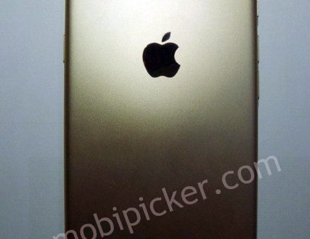 Objevila se nová fotografie údajného iPhonu 7, je zlatý s novými senzory