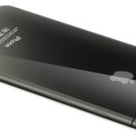 Příští iPhone bude celoskleněný. Foxconn už se na něj chystá