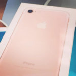 Fotogalerie: iPhone 7 dorazil prvním zákazníkům