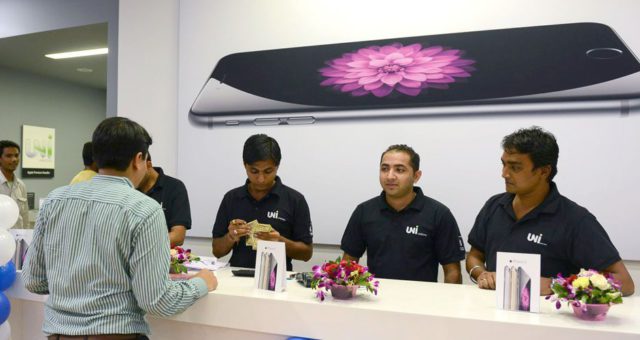 Apple přesune část své výroby z Číny do Indie