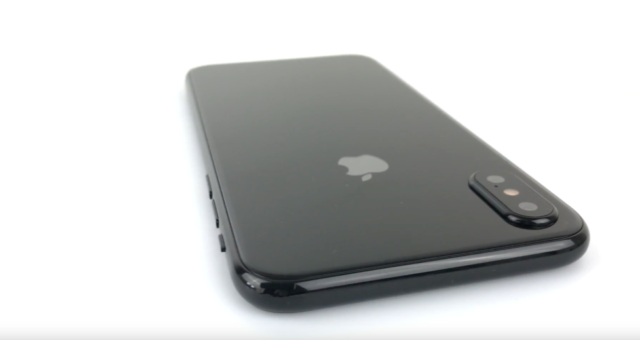 iPhone 8 bude umět natáčet ve 4K s 60 snímky za sekundu