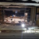 Pohled do podzemních prostor divadla Steva Jobse před událostí Apple iPhone 8