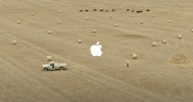 Podívejte se na novou reklamu společnosti Apple, která ukazuje nalezení ztraceného iPhonu prostřednictvím Apple Watch