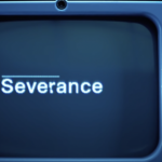 Apple TV+ sdílel novou upoutávku na thrillerový seriál „Severance“ s Patricií Arquette a Adamem Scottem v hlavních rolích