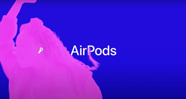 Nová reklama na AirPods představuje funkci prostorového zvuku u Apple Music se sledováním pozice vaší hlavy